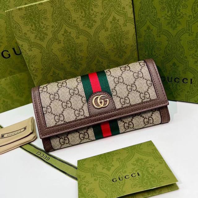 Guccl 6881颜色 咖尺寸 19*10.5*3.5 Gucci 新款 现货独家拍摄 手机. 卡. 口红. 钥匙...必带小物件一包搞定 还有拉链隔层 卸下