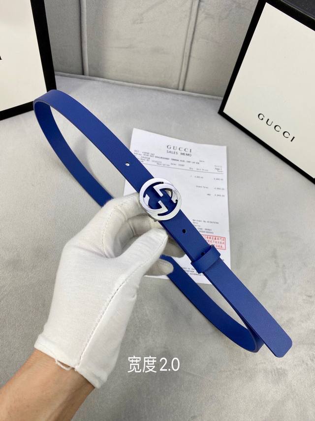 宽度 Cm Gucci 此款无线平面腰带用采亚光头小层牛皮 精制而成 配以金 银 枪双g扣