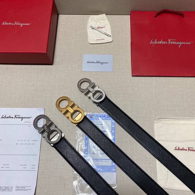 品牌 菲拉格慕ferragamo 等级 原版品质 头层牛皮 专柜售经典爆款开模 油边精致 电脑车线 手感柔软 实物拍摄无修饰 上身效果超好 长度可裁剪 配专柜全