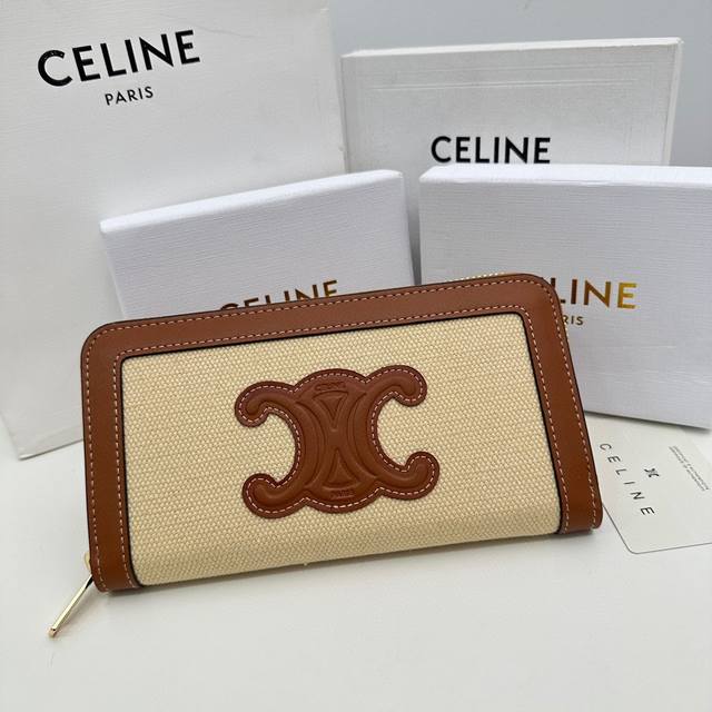 Celine A17颜色 白色帆布尺寸 19x10 5x3 5 Celine 专柜同步 Triomphe Cuir大拉链钱夹 织物和小牛皮天然 棕褐色织