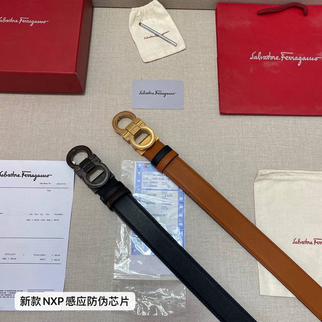 品牌 菲拉格慕ferragamo 芯片款 等级 原版品质.头层牛皮 专柜售经典爆款开模 油边精致 电脑车线 手感柔软.实物拍摄无修饰 上身效果超好 长度可裁剪.