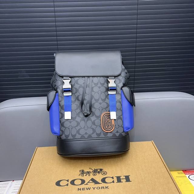 Coach 蔻驰 高货 Rivington限定双肩包 男士大容量背包 印花书包 电脑包 经典logo搭配原厂工艺材质 休闲百搭 实物拍摄 原厂面料 配送防尘袋