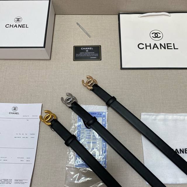 品牌 香奈儿chanel 等级 女士皮带.定制头牛层皮 油精边致 官同网步新款 配专全柜套包装 送眼打针 长度不裁剪 扣头 广州原版扣 长度 90 115Cm