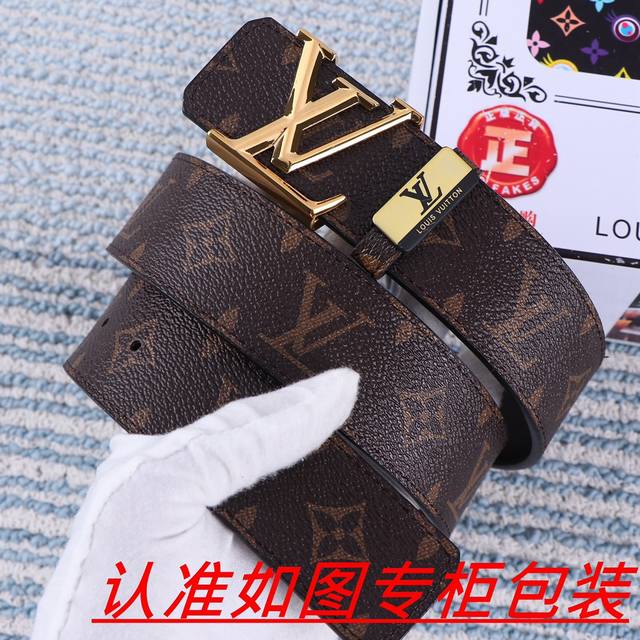 品名 Lv..路易..威登原单 材料 百分百头层牛皮 保证真皮 24K纯钢扣双面可用专柜同等质量 送人自用首选 包装 请认准如图专柜包装 赠送打孔器 银联发票