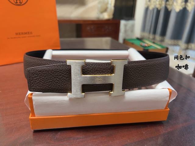 宽度38Mm 爱马仕hermes 原单品质 选用最上乘的高级材料 注意工艺的装饰和细节的精巧 深受广大男士的喜爱 尤其是触摸得到的柔软细腻质感 简直爱了尽显高贵