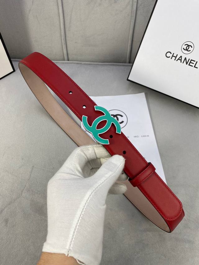 宽度3.0Cm Chanel 香奈儿 女士经典款腰带皮带新款光滑内衬磨砂牛皮银色 精品磨胶钢扣