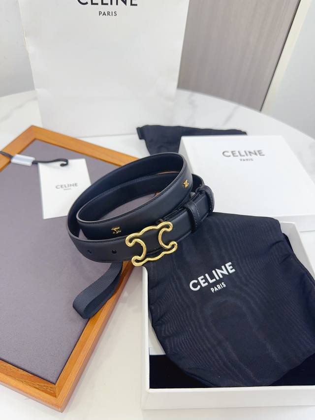 特 Celine 凯旋门镂空扣腰带 原厂面料 意大利进口小牛皮 全铜五金宽度2.5Cm原版皮