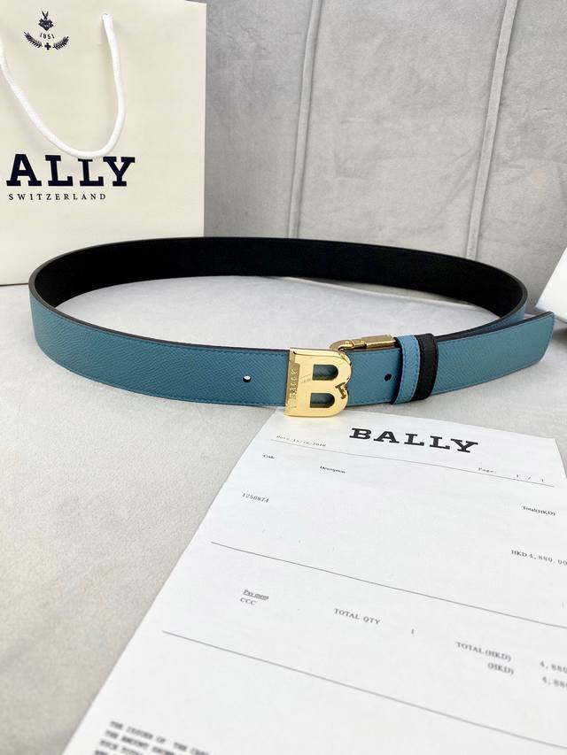 Cm Bally 巴利 双色手掌纹头层小牛皮 两面可用 配有金 银 字母扣头该皮带可调节 且能根据需要剪裁质量保证达到修身效果