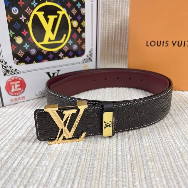 品名：Lv..路易..威登原单 材质：原单牛皮腰带 百分百头层牛皮腰带保证真皮，24K纯钢扣，专柜原单品质、做工精细，时尚大牌，送人自用首选 包