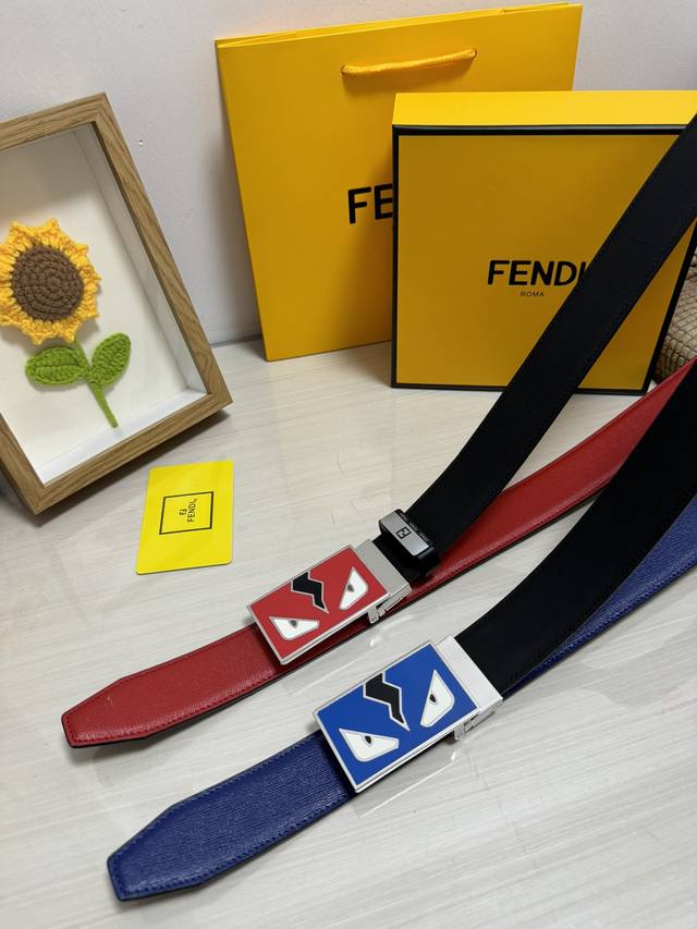 品名：芬迪 Fendi 原单 材质：原单牛皮腰带 百分百头层牛皮腰带保证真皮，24K纯钢扣，专柜原单品质、做工精细，时尚大牌，送人自用首选 包装