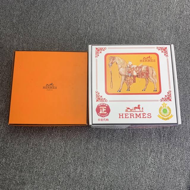 品名：爱马仕.Hermès 原单 材质：原单牛皮腰带 百分百头层牛皮腰带保证真皮，24K纯钢扣，专柜原单品质、做工精细，时尚大牌，送人自用首选 包装： 请认准如