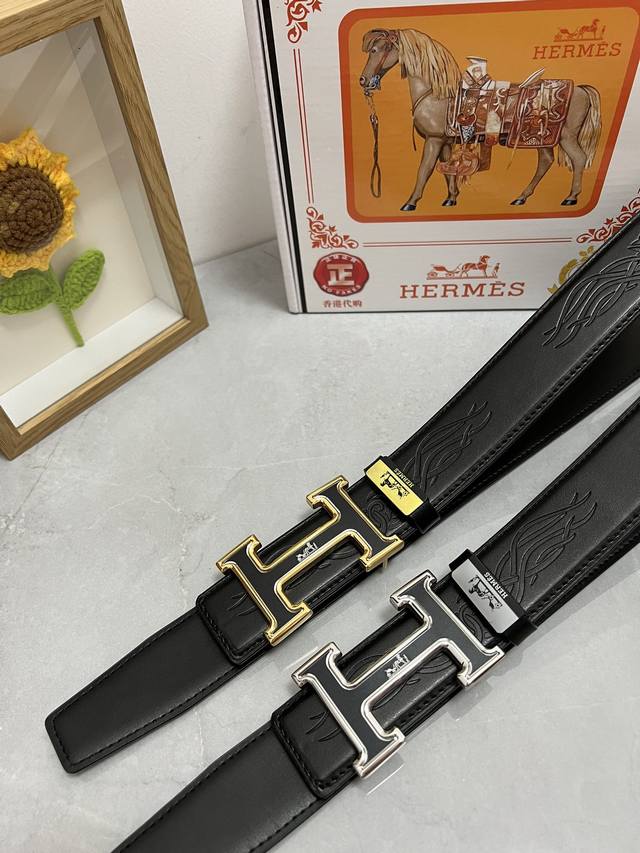 品名：爱马仕.Hermès 原单 材质：原单牛皮腰带 百分百头层牛皮腰带保证真皮，24K纯钢扣，专柜原单品质、做工精细，时尚大牌，送人自用首选 包装： 请认准如