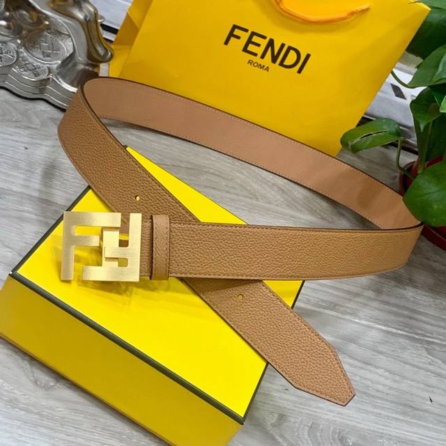 Fendi 芬迪 男士时尚休闲腰带 原版荔枝纹面+头层磨砂底 顶级做工，搭配标志ff搭扣，奢华时尚休闲 原单品质。宽38Mm