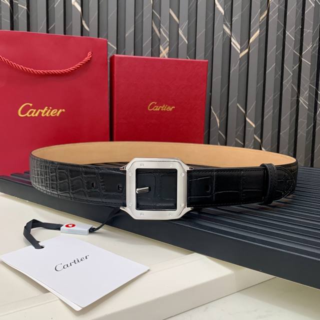 特 镀钯饰面针扣式皮带，“CARTIER”标识。黑色尼罗河鳄鱼皮皮带，浮雕“CARTIER”标识。尺寸：宽35毫米 10240640