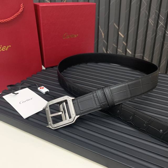 特 镀钯饰面针扣式皮带，“CARTIER”标识。黑色尼罗河鳄鱼皮皮带，浮雕“CARTIER”标识。尺寸：宽35毫米 10240640