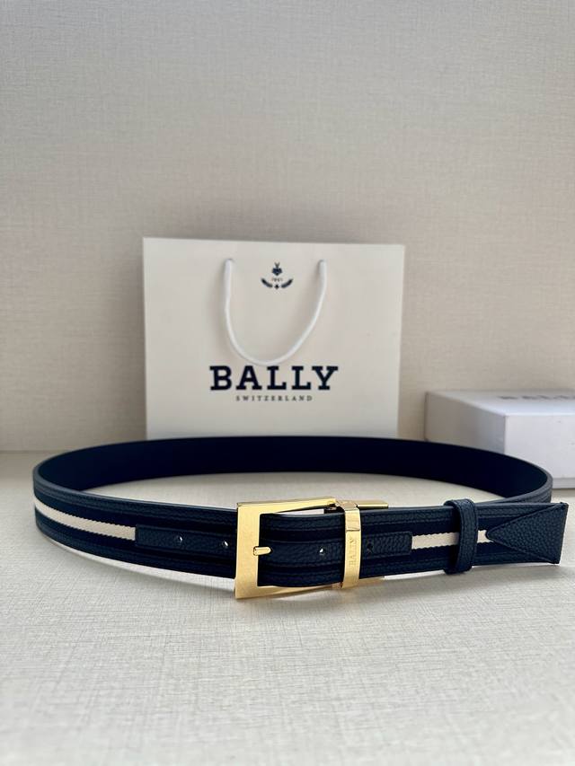 BALLY 巴利 专柜同步新款 男士腰带 宽3.4cm 这款选用反面进口荔枝牛皮 精制而成 精铜针扣 简约百搭 可调式长度可轻松匹配完美尺寸