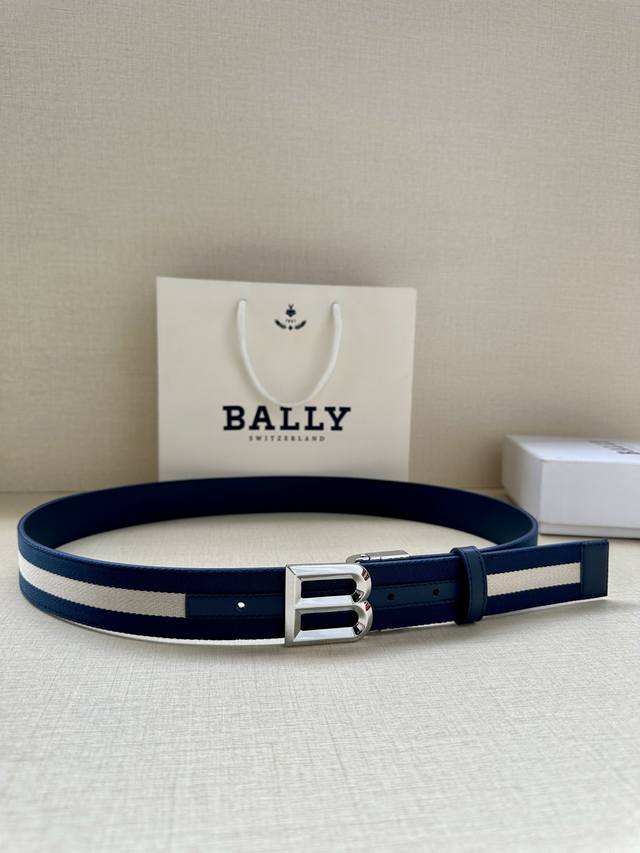 特 Bally 巴利 专柜同款 男士腰带 宽3.4Cm 这款选用反面进口牛皮精制而成 正面b字扣简约百搭 可调式长度可轻松匹配完美尺寸