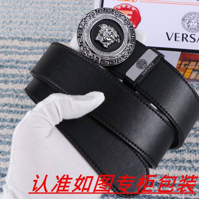 品名：Versace.范思哲原单 材料：百分百头层牛皮，保证真皮。24K纯钢扣双面可用专柜同等质量， 送人自用首选 包装： 请认准如图专柜包装，赠送打孔器，银联