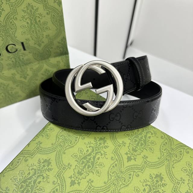 Gucci 774153 92Tin 水晶暗黑gg Supreme Pvc老花 内衬进口专用底料 宽度4.0Cm 新版圆润互扣式双g搭扣