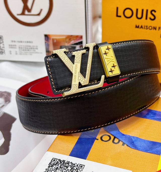 皮带：Lv..路易..威登顶级复刻. 腰带：原单品质百分百头层牛皮，保证真皮。雕花镂空工艺.真空电镀.永不掉色.24K纯钢扣头层小牛皮荔枝纹双面两用专柜同等质量