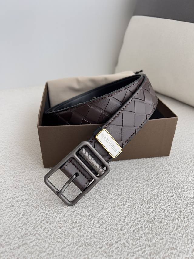 品名：葆蝶家. Bottega Veneta 原单 腰带 皮带 型号：针扣，新款原版经典精品针式扣头，实物拍摄，原版头层牛皮材料：百分百头层牛皮，保证真皮。专柜