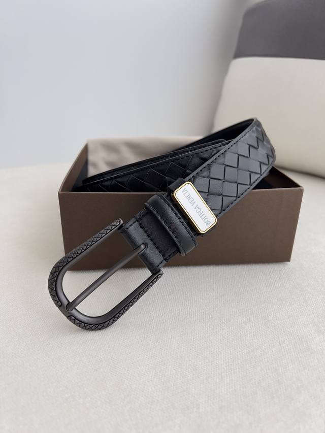 品名：葆蝶家. Bottega Veneta 原单 腰带 皮带 型号：针扣，新款原版经典精品针式扣头，实物拍摄，原版头层牛皮材料：百分百头层牛皮，保证真皮。专柜