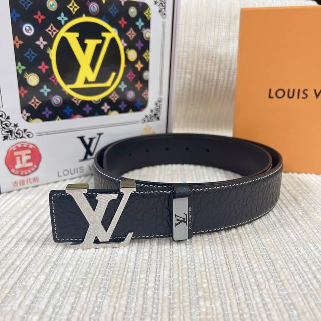 品名：Lv..路易..威登原单 材质：原单牛皮腰带 百分百头层牛皮腰带保证真皮，24K纯钢扣，专柜原单品质、做工精细，时尚大牌，送人自用首选 包装： 请认准如图