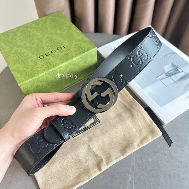 Gucci 专柜新版横标 编码703147 Kaaad 8358 Gg家目前最火压花小牛皮 宽度4.0Cm 经典款双g带扣