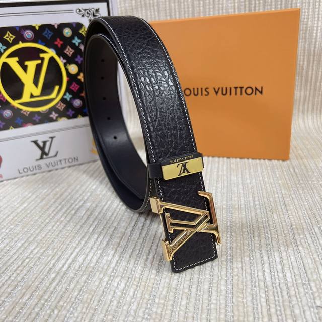 品名：Lv..路易..威登原单 材质：原单牛皮腰带 百分百头层牛皮腰带保证真皮，24K纯钢扣，专柜原单品质、做工精细，时尚大牌，送人自用首选 包装： 请认准如图