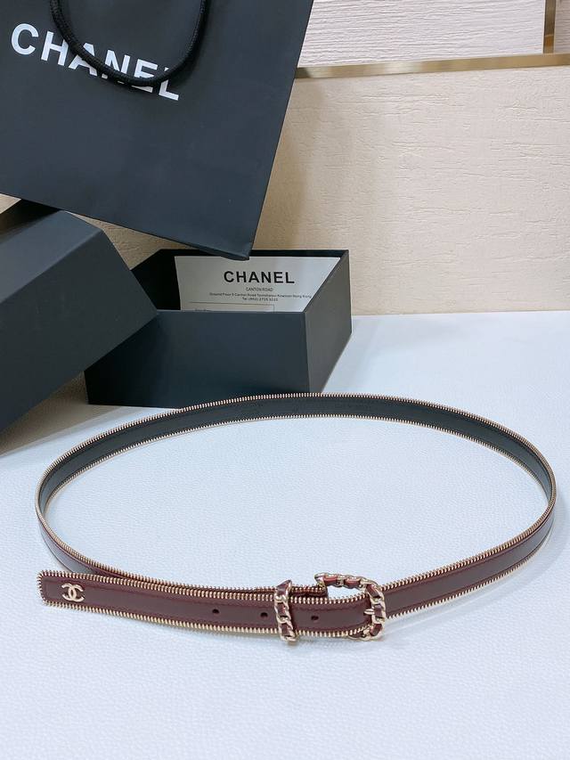 Chanel 24C 黄铜金属 进口亮面小牛皮 2.0Cm 手感柔软 精致腰带