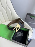 特 杰尼亚 双面原厂进口头层牛皮，双面使用，真空电镀铜扣，做工精致专柜品质！时尚休闲百搭火爆热销中！配专柜全套包装，宽度3.5
