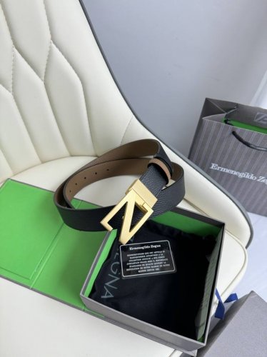 特 杰尼亚 双面原厂进口头层牛皮，双面使用，真空电镀铜扣，做工精致专柜品质！时尚休闲百搭火爆热销中！配专柜全套包装，宽度3.5
