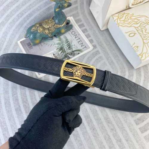 范思哲 特种皮腰带自动带系列 ，原厂五金精品不锈钢扣，手感柔软舒适 宽3.5Cm。