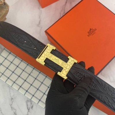 爱马仕 特种皮腰带系列 ，原厂五金精品不锈钢钻扣 手感柔软舒适 宽3.8Cm。