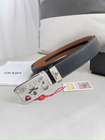 品名：普拉达.Prada 腰带 皮带自动带 型号：自动带，经典纯钢材质自动扣，图片实物拍摄 材料：百分百头层牛皮，保证真皮。24K纯钢扣专柜同等质量， 双面头层 - 点击图像关闭