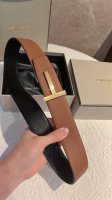 Tomford汤姆福特男士T字搭扣双面腰带，不一样的精致生活，不随大流拥有自己的时尚审美，一道独特的亮丽风景，彰显自我。4.0Cm