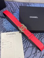 宽度3.0Cm Chanel 香奈儿 此腰带柔软的进口小牛皮金 银色方钻金属钢扣。