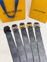 特 Lv时尚经典Pvc搭配头层牛皮 可调至双面用 宽度：4Cm