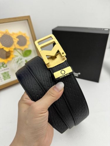 品名：万宝龙 Montblanc 自动带 材质：原单牛皮腰带 百分百头层牛皮腰带保证真皮，24K纯钢扣，专柜原单品质、做工精细，时尚大牌，送人自用首选 包装：