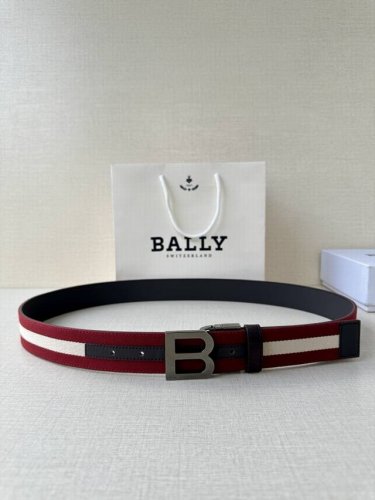 特 Bally 巴利 专柜同款 男士腰带 宽3.4Cm 这款选用反面进口牛皮精制而成 正面金属扣 简约百搭 可调式长度可轻松匹配完美尺寸
