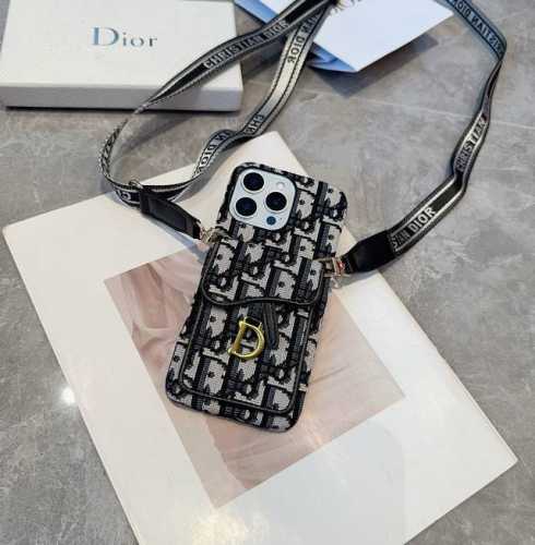 Dior迪奥马鞍包插卡包手机壳，可装卡片、证件，可当支架，搭配同款织带肩带，斜挎手机壳小姐姐必备款！ 型号：为了不出现报错型号，请打开本机查看手机设置显示的型号
