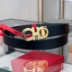 特 P160 。双面可调式Gancini皮带 这款皮带优雅奢华，是令人过目难忘的Ferragamo经典之作。采用天然纹理牛皮制成，呈现清晰粒纹饰面，钌灰色Gan