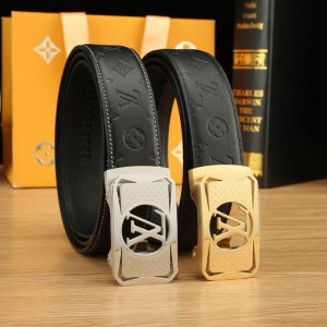 特 Lv自动秘原单高端品质专柜官网同步支持nfc感应宽度3.5自动精美扣头意大利进口头层原版花纹纹理消晰真实感超强打造全新的视觉3D郊果高档客户入手送礼自用佳品