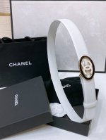 Chanel 24C 黄铜金属 水钻黑 与 白Logo搭扣 黄铜金属进口胎牛皮带身 饰有Cc小Logo手感柔软 细腻 3.0Cm
