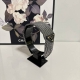 特 配专柜包装 Prada 普拉达 最新高工发箍 小仙女快入手 特殊材质 不嘞头 可盐可甜～