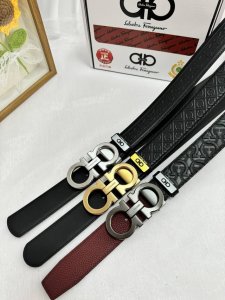 品名：菲拉格幕 原单 材质：原单牛皮腰带 百分百头层牛皮腰带保证真皮，24K纯钢扣，专柜原单品质、做工精细，时尚大牌，送人自用首选 包装： 请认准如图专柜包装赠