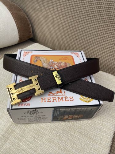 品名：爱马仕.HermèS C原单 材质：原单牛皮腰带 百分百头层牛皮腰带保证真皮，24K纯钢扣，专柜原单品质、做工精细，时尚大牌，送人自用首选 包装： 请认准
