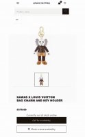 Louis Vuitton Kaws 钥匙扣包包挂件 Lv公仔钥匙扣 挂饰 Kaws公仔钥匙扣，与专柜一致聚酯纤维材质 五金为进口钢 原版Logo 确实精致。手