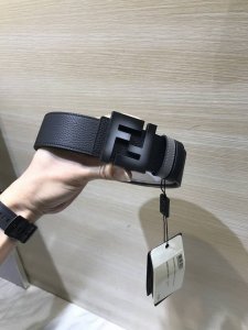 新款 Fd 宽38 Mm 支持Nfc 芯片扫描，标志造型皮带，原版双层间色 双层F铆钉扣，进口原版小牛皮压花制成，镀金表面金属制品，品质保证，非市场通货！