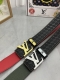品名：Lv..路易..威登原单 材质：原单牛皮腰带 百分百头层牛皮腰带保证真皮，24K纯钢扣，专柜原单品质、做工精细，时尚大牌，送人自用首选 包装： 请认准如图